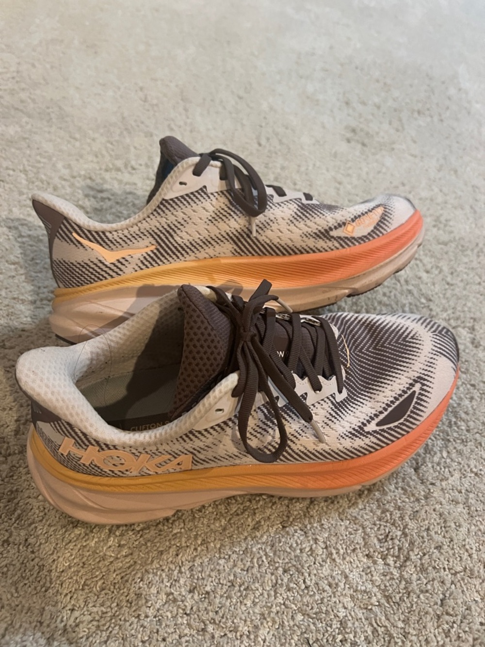 Hoka Clifton 9 GTX